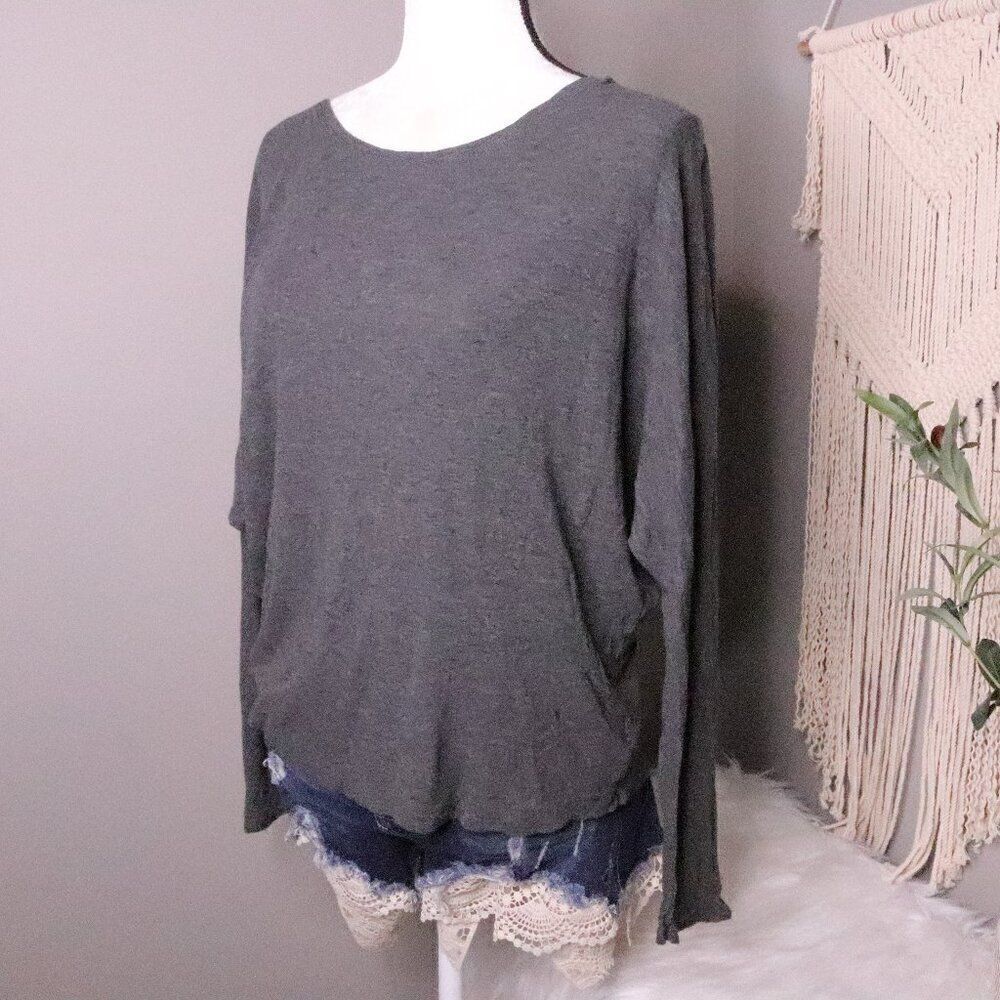 Anthro | Lucy & Laurel Batwing‎ Long Sleeve Top Large
